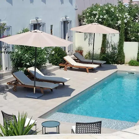 Mira With A Heated Pool And A Sea View