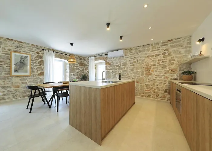 Mira With A Heated Pool And A Sea View