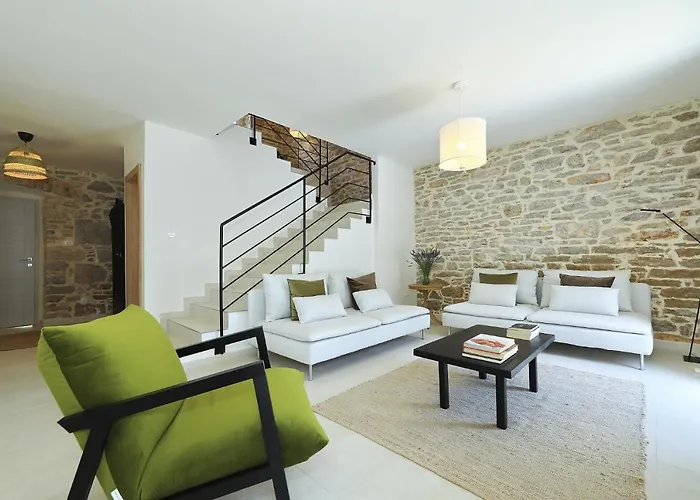 Mira With A Heated Pool And A Sea View Villa