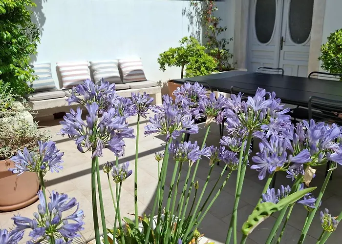 Villa Mira With A Heated Pool And A Sea View