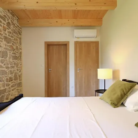 빌라 Mira With A Heated Pool And A Sea View