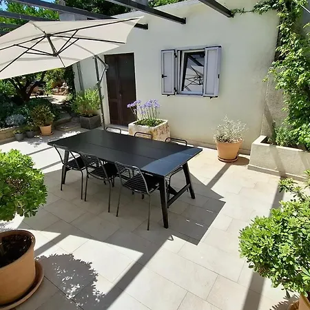 Villa Mira With A Heated Pool And A Sea View