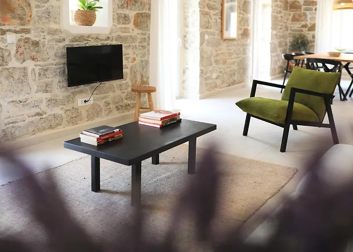 Mira With A Heated Pool And A Sea View *